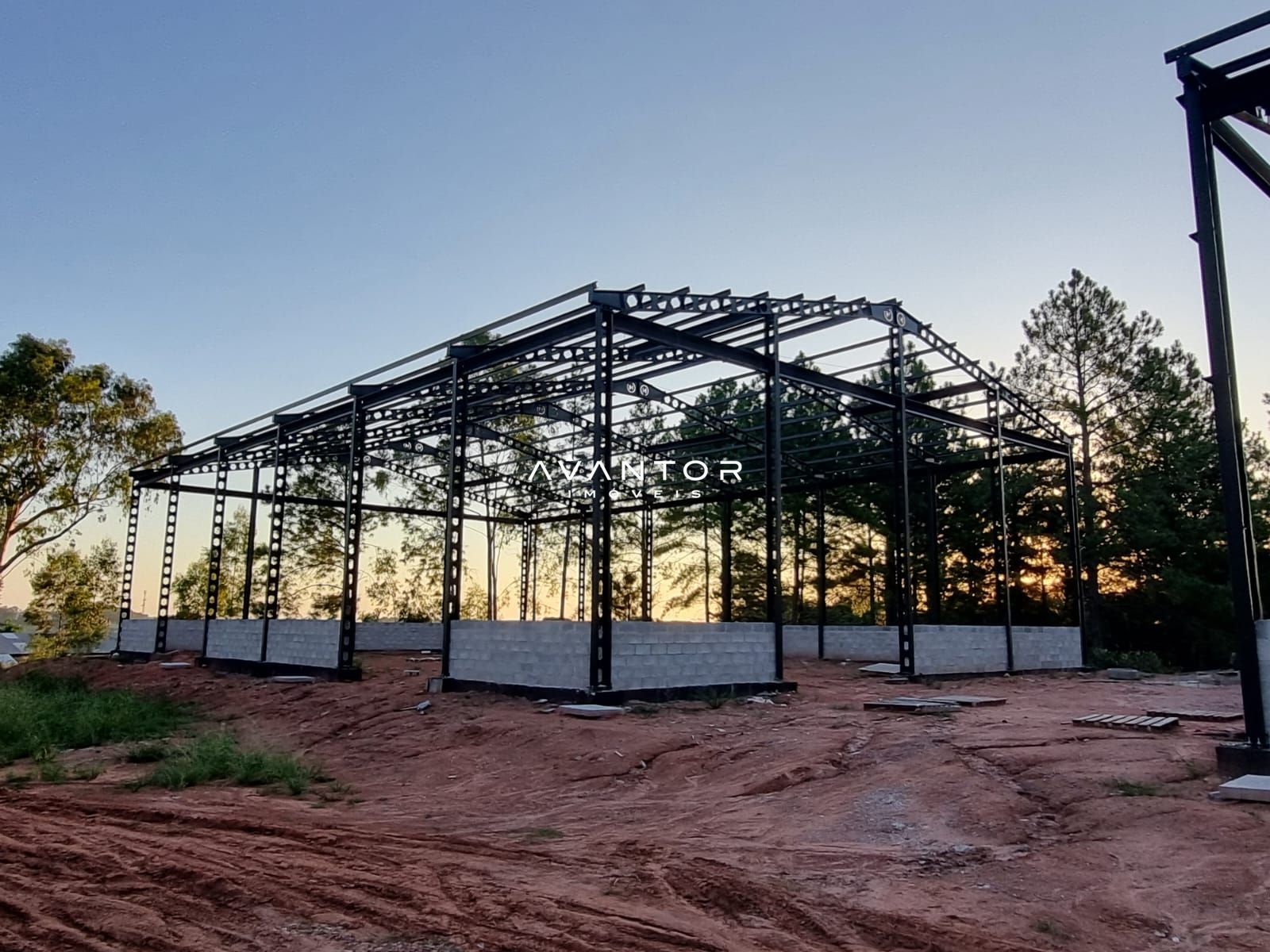 Pavilhão com 1 sala para alugar em Agro-Industrial, Santa Maria/RS — foto 2 de 5