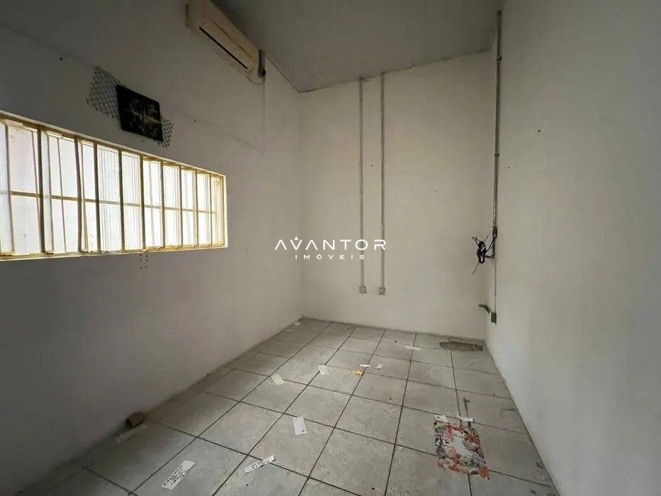 Pavilhão com 3 salas para alugar em Duque de Caxias, Santa Maria/RS — foto 15 de 23