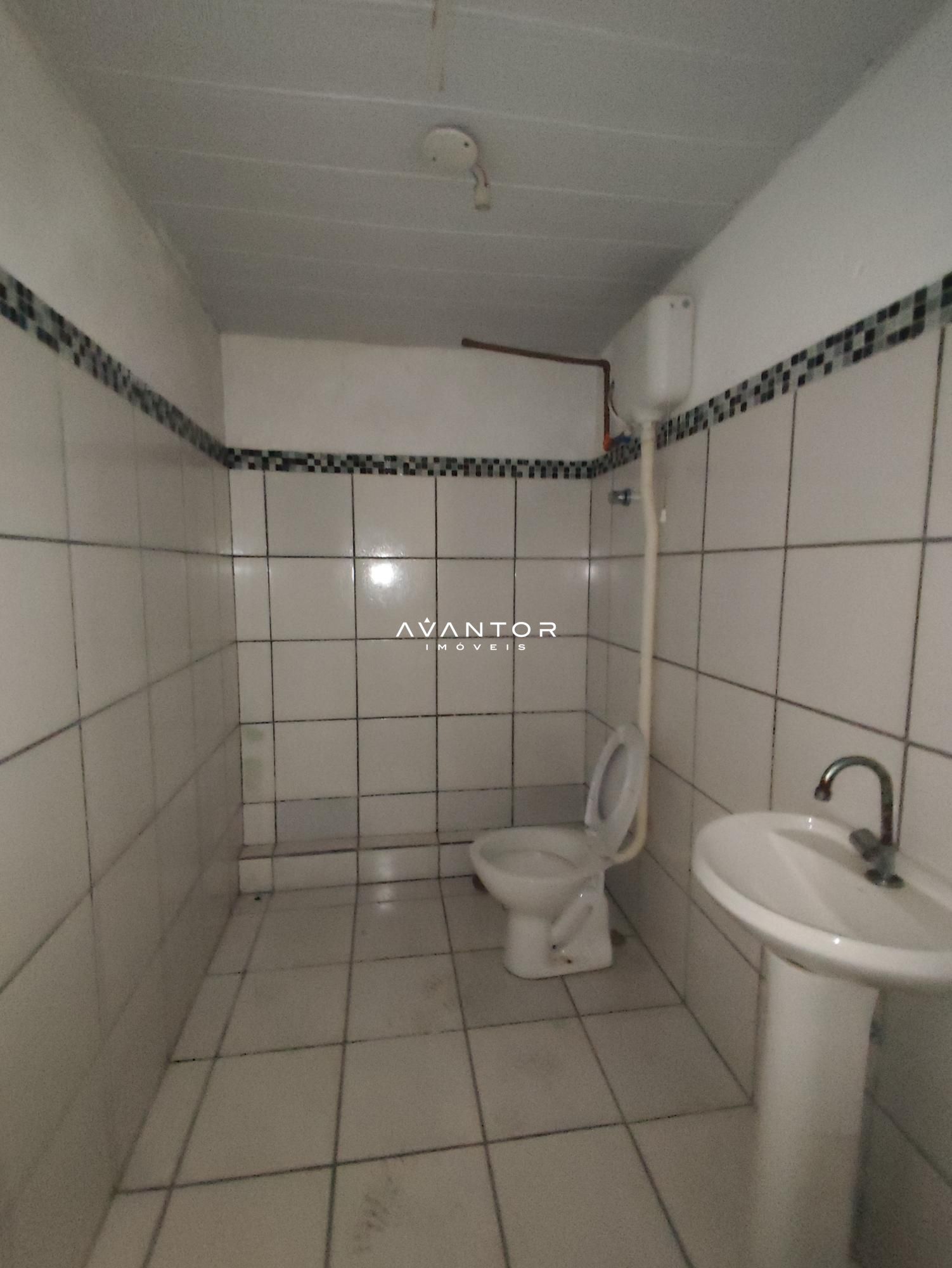 Pavilhão com 3 salas para alugar em Duque de Caxias, Santa Maria/RS — foto 14 de 23