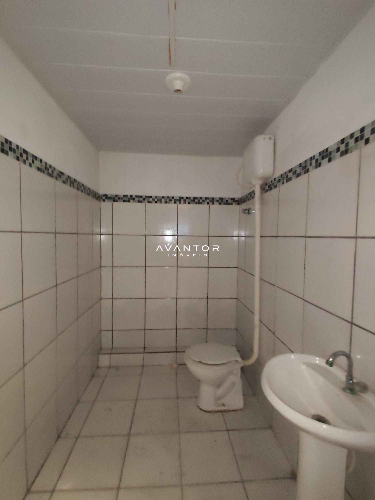 Pavilhão com 3 salas para alugar em Duque de Caxias, Santa Maria/RS — foto 16 de 23