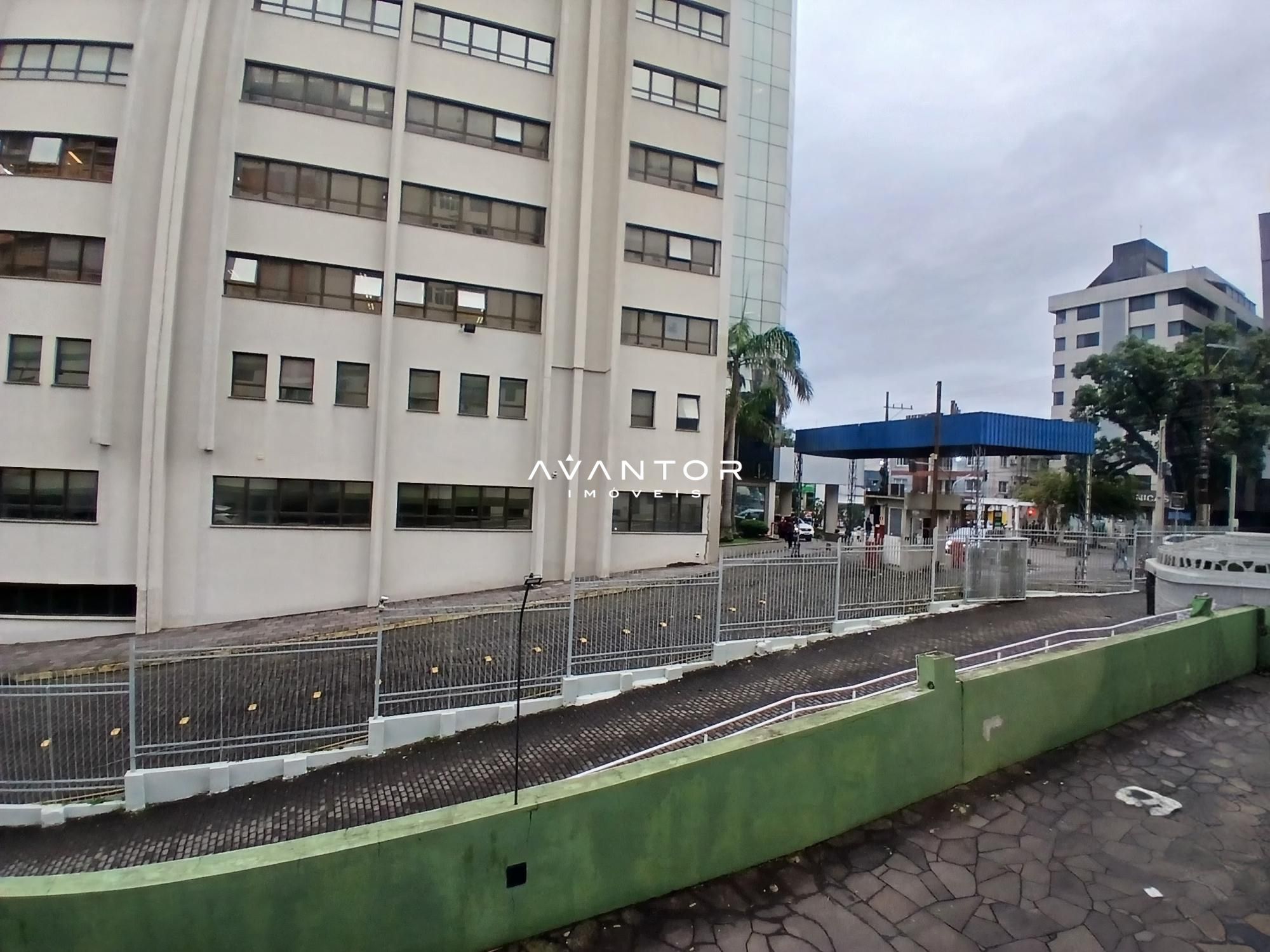 Apartamento com 3 quartos para alugar no Edifício Tolteca, em Centro, Santa Maria/RS — foto 23 de 23