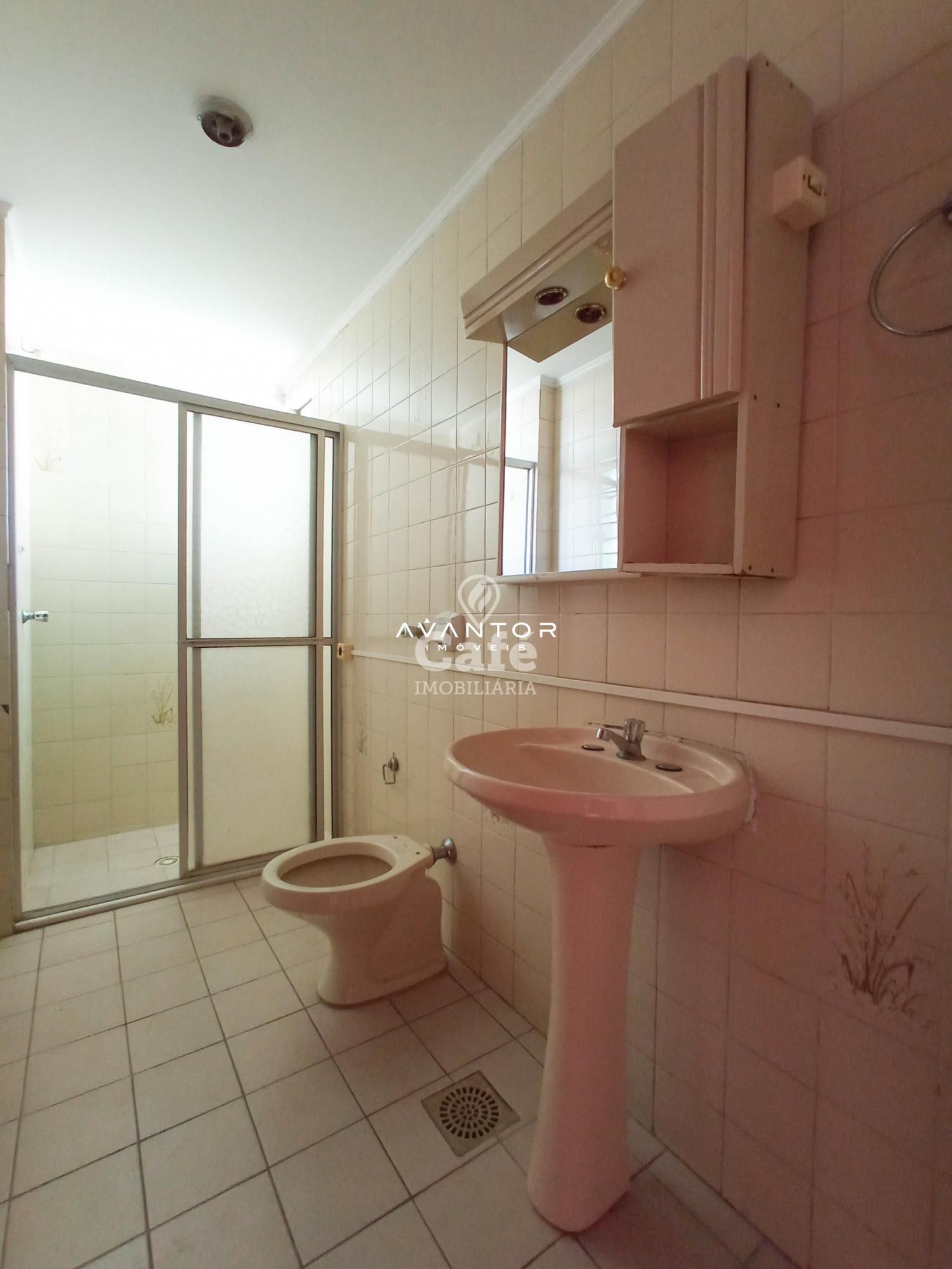 Apartamento 2 dormitórios, sala de estar, cozinha, área de serviço, banheiro social, sacad — Apartamento com 2 quartos à venda em Nossa Senhora de Fátima, Santa Maria/RS