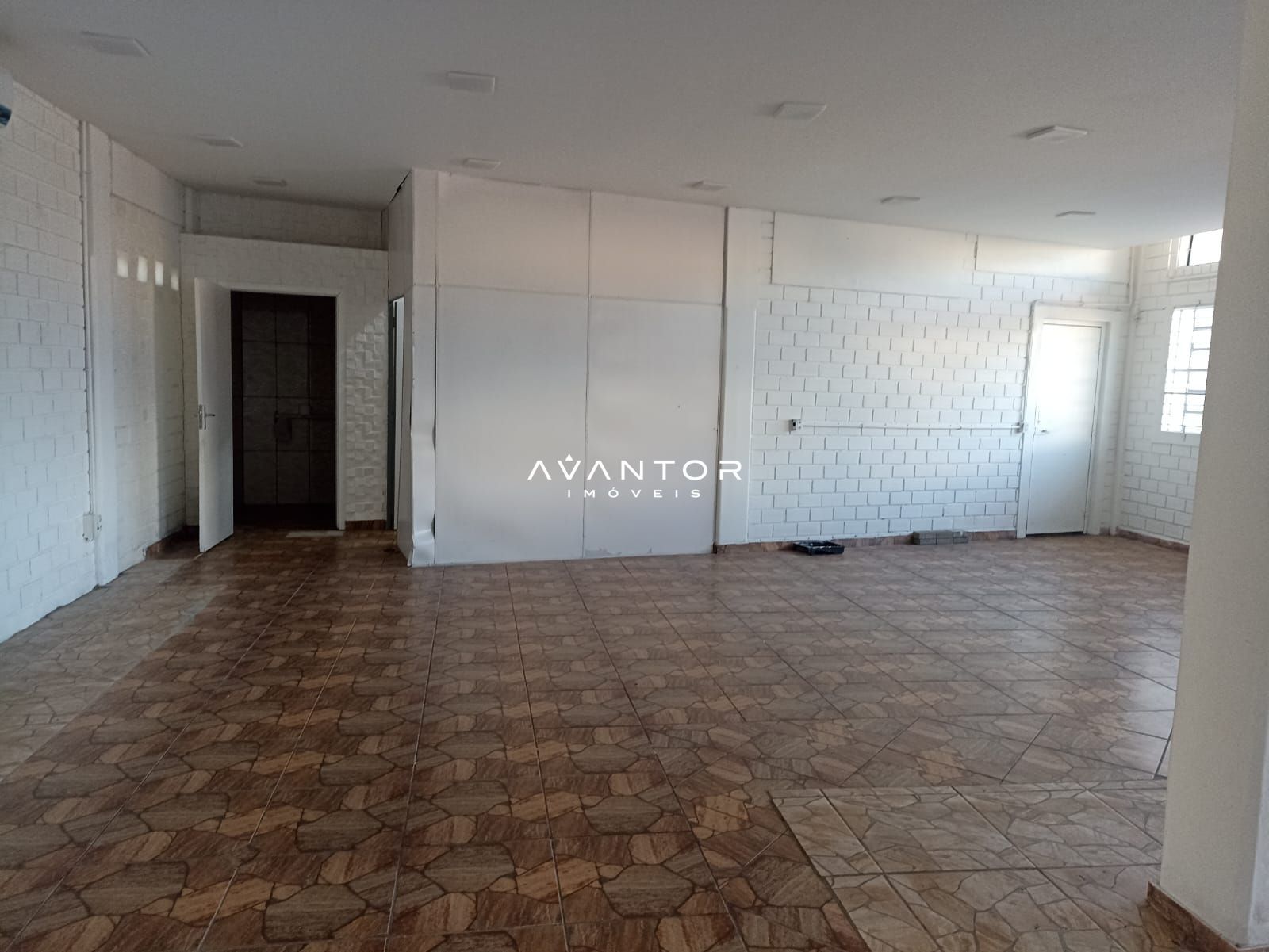 Sala Comercial com 1 sala para alugar em São José, Santa Maria/RS — foto 2 de 6
