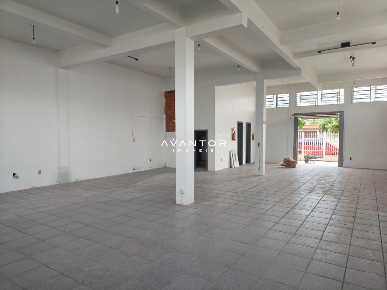 Loja com 1 sala para alugar em Uglione, Santa Maria/RS — foto 3 de 14