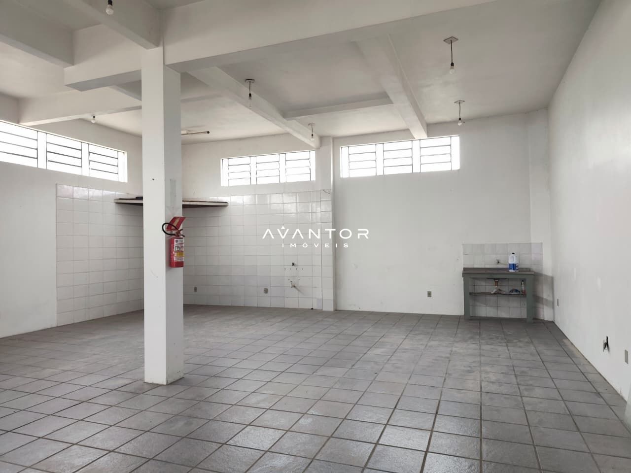 Loja com 1 sala para alugar em Uglione, Santa Maria/RS — foto 7 de 14