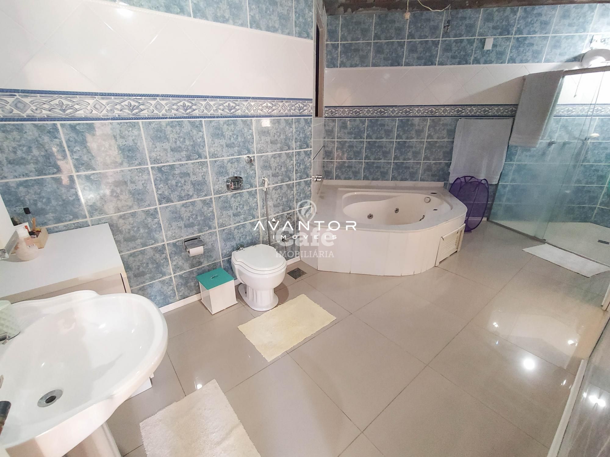 Casa, 4 Dormitórios, 1 Suíte, 3 Banheiros, 2 Vagas, Pátio, Salão De Festas, Churrasqueira — Casa com 4 quartos à venda em Dom Antônio Reis, Santa Maria/RS