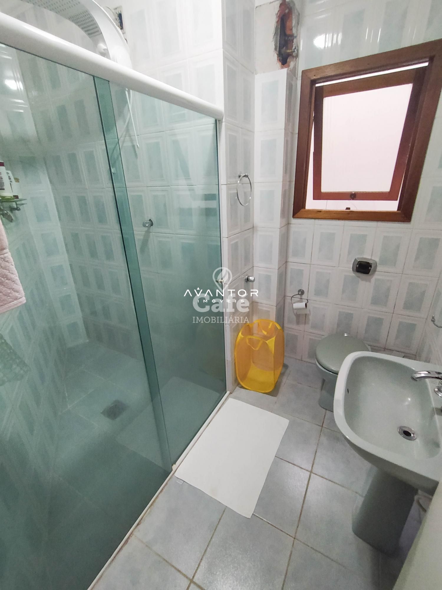 Casa, 4 Dormitórios, 1 Suíte, 3 Banheiros, 2 Vagas, Pátio, Salão De Festas, Churrasqueira — Casa com 4 quartos à venda em Dom Antônio Reis, Santa Maria/RS