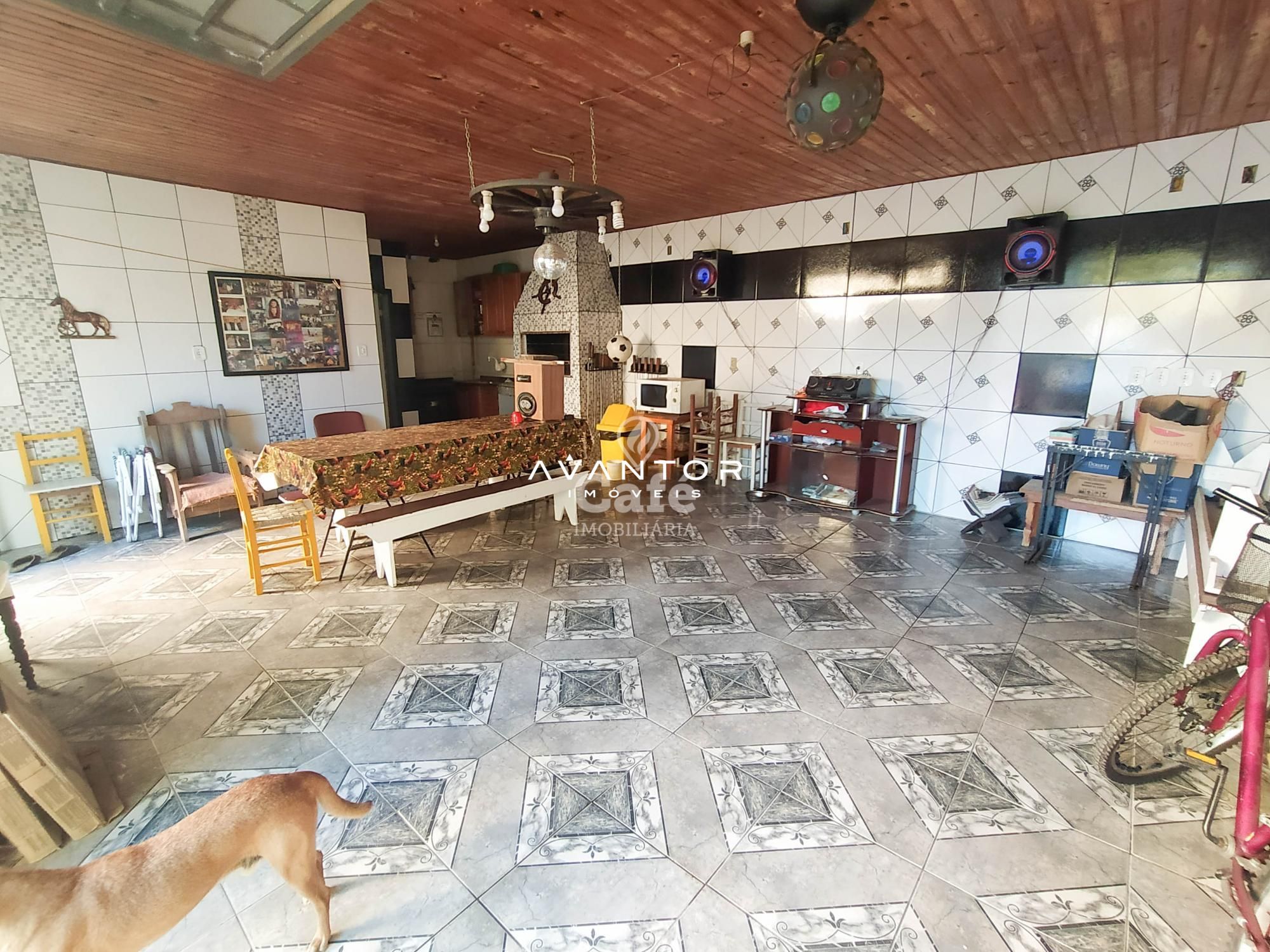 Casa, 4 Dormitórios, 1 Suíte, 3 Banheiros, 2 Vagas, Pátio, Salão De Festas, Churrasqueira — Casa com 4 quartos à venda em Dom Antônio Reis, Santa Maria/RS