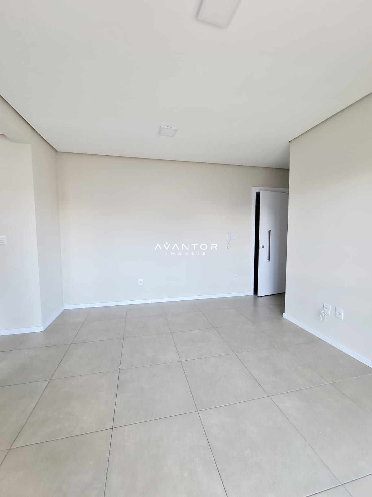 Apartamento com 2 quartos à venda no Residencial Maria Flor, em Camobi, Santa Maria/RS — foto 3 de 17