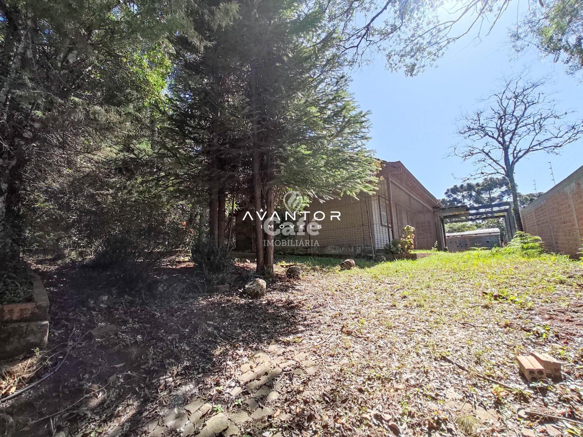Excelente casa, aproveitando somente o excelente terreno de 1200m² bem localizada em Itaar — Casa com 3 quartos à venda em Balneário Novo Pinhal, Itaara/RS
