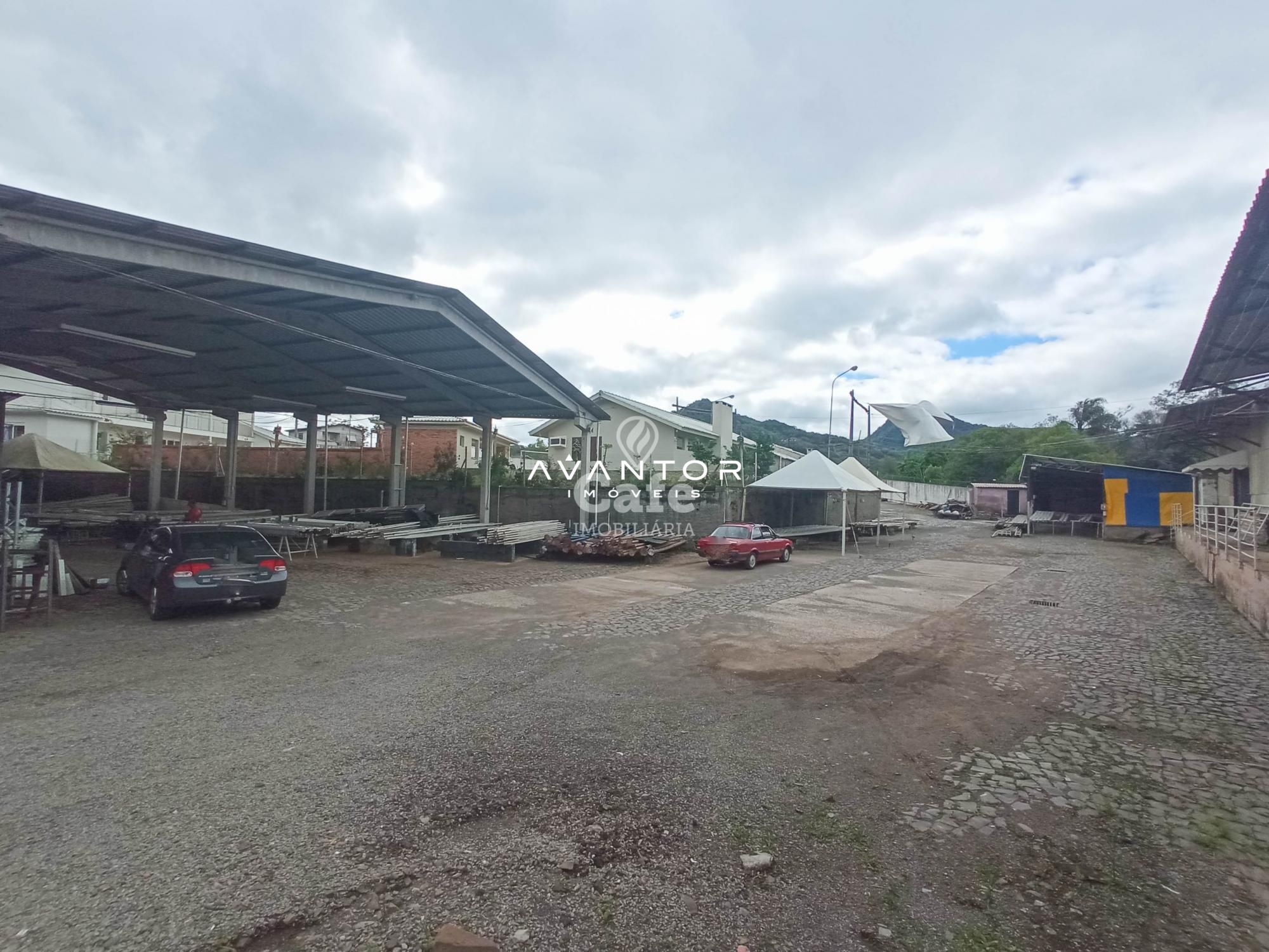 Excelente oportunidade!! Pavilhão comercial, faixa velha, com acesso frente /fundos e moni — Pavilhão com 4 salas para alugar em Pé de Plátano, Santa Maria/RS