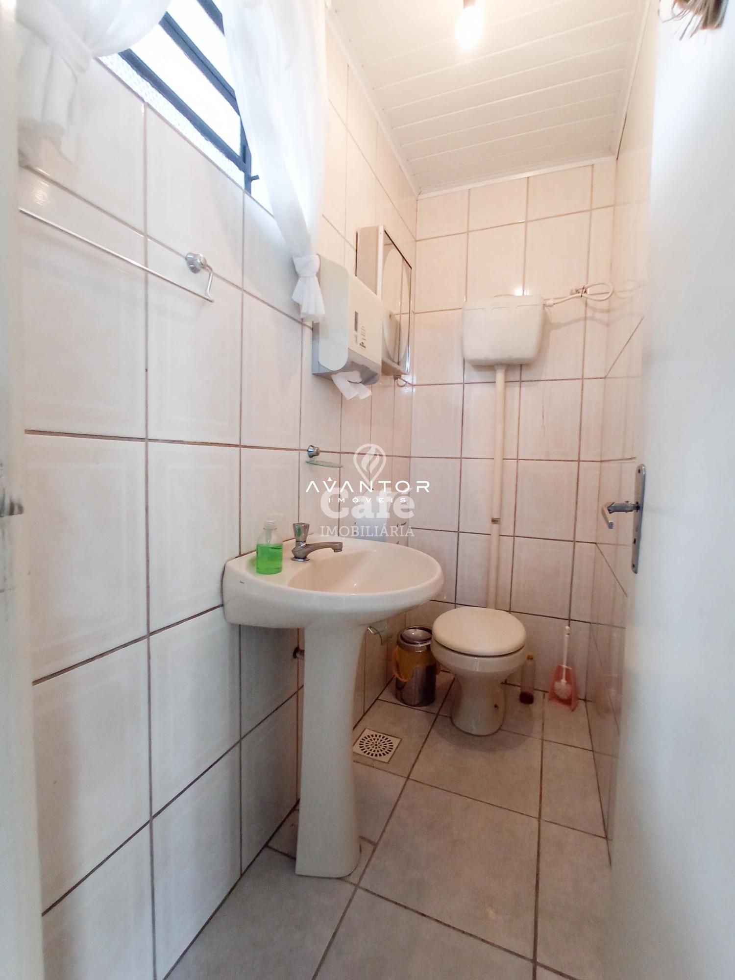 Excelente oportunidade!! Pavilhão comercial, faixa velha, com acesso frente /fundos e moni — Pavilhão com 4 salas para alugar em Pé de Plátano, Santa Maria/RS