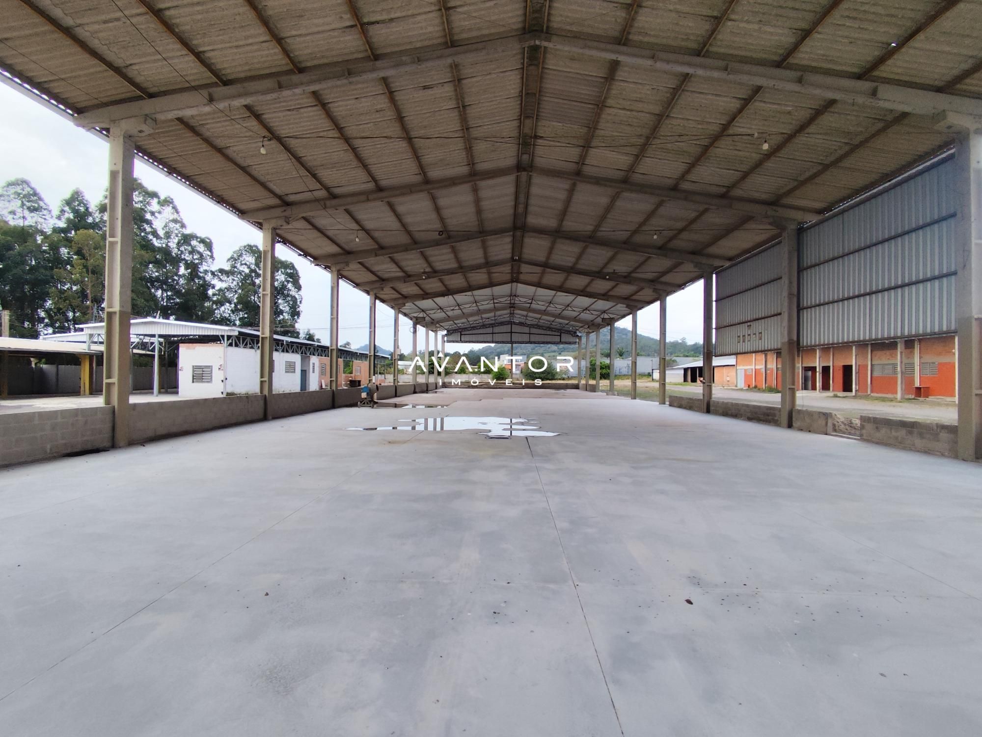 Sala Comercial com 10 salas para alugar em Nossa Senhora Medianeira, Santa Maria/RS — foto 5 de 25