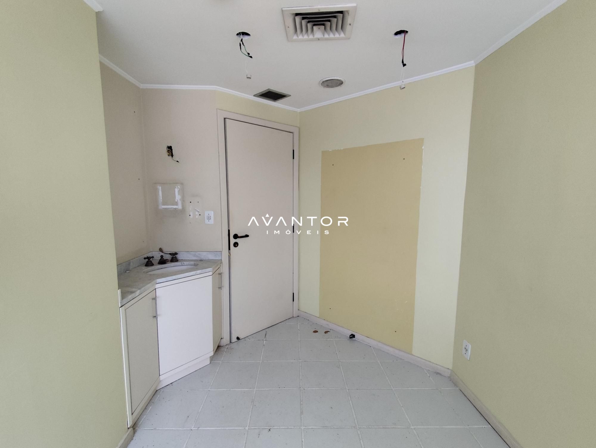 Sala Comercial com 6 salas à venda em Centro, Santa Maria/RS — foto 13 de 18
