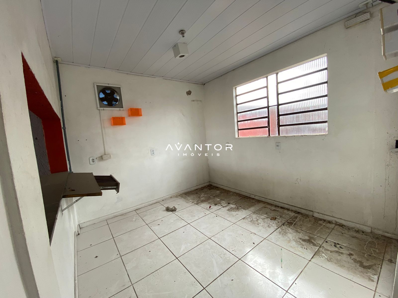 Pavilhão com 5 salas para alugar em Patronato, Santa Maria/RS — foto 14 de 15