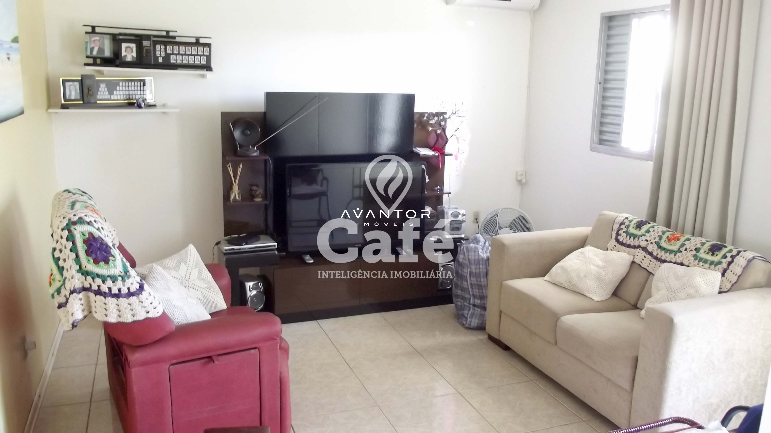 Casa com 2 quartos à venda em Tomazetti, Santa Maria/RS — foto 2 de 10