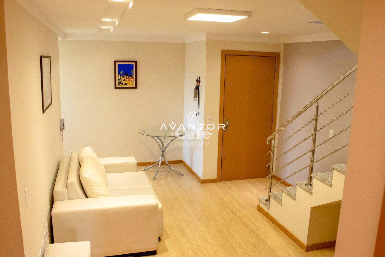 Linda cobertura duplex com 3 dormitórios e uma bela vista panorâmica do pôr do sol, próxim — Cobertura com 3 quartos à venda em Camobi, Santa Maria/RS