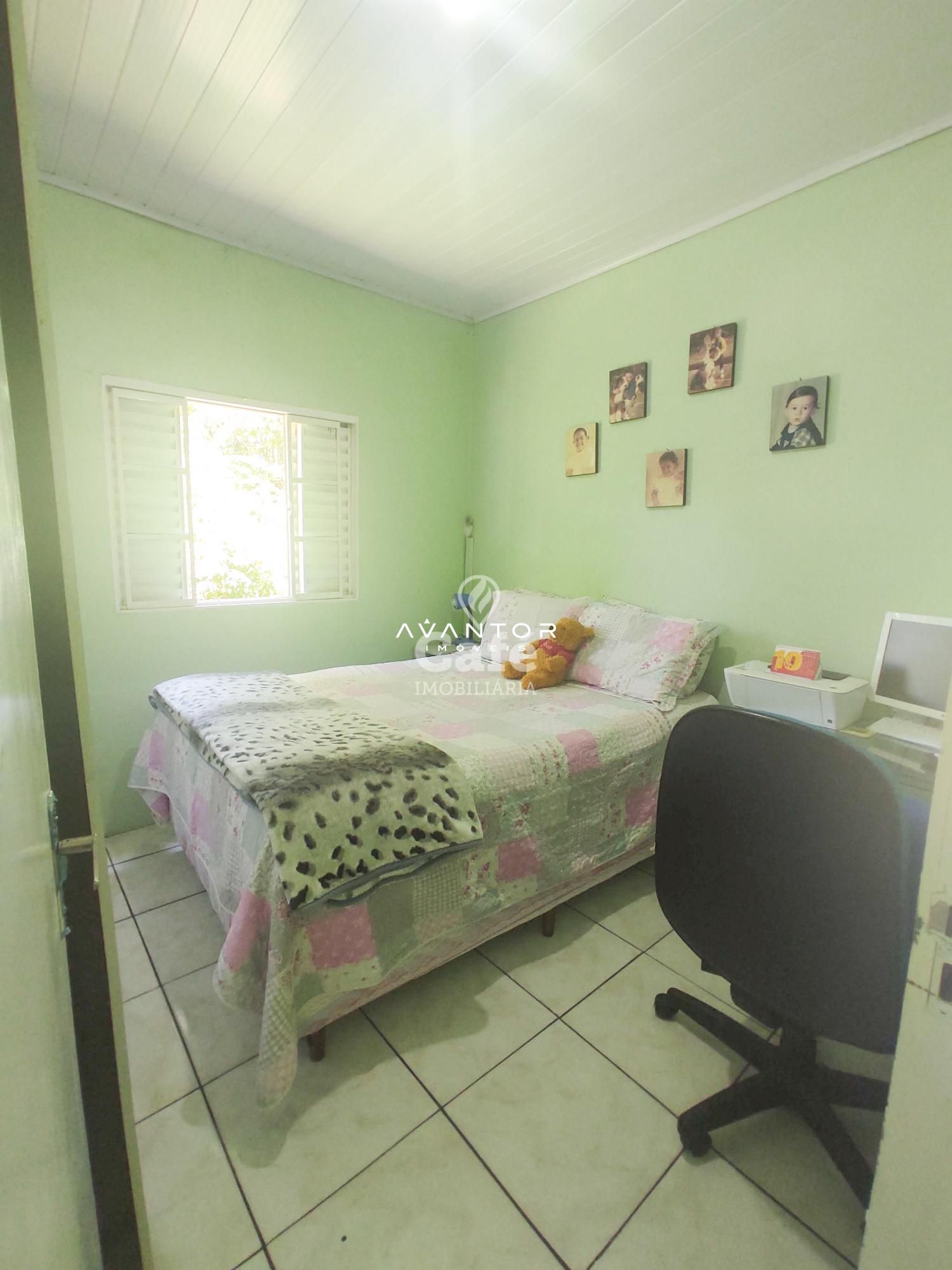 Sua linda chácara esta aqui. São 4,2 hectares com casa 4 dormitórios, piscina e um linda g — Casa com 4 quartos à venda em Rincão do Canto, Itaara/RS