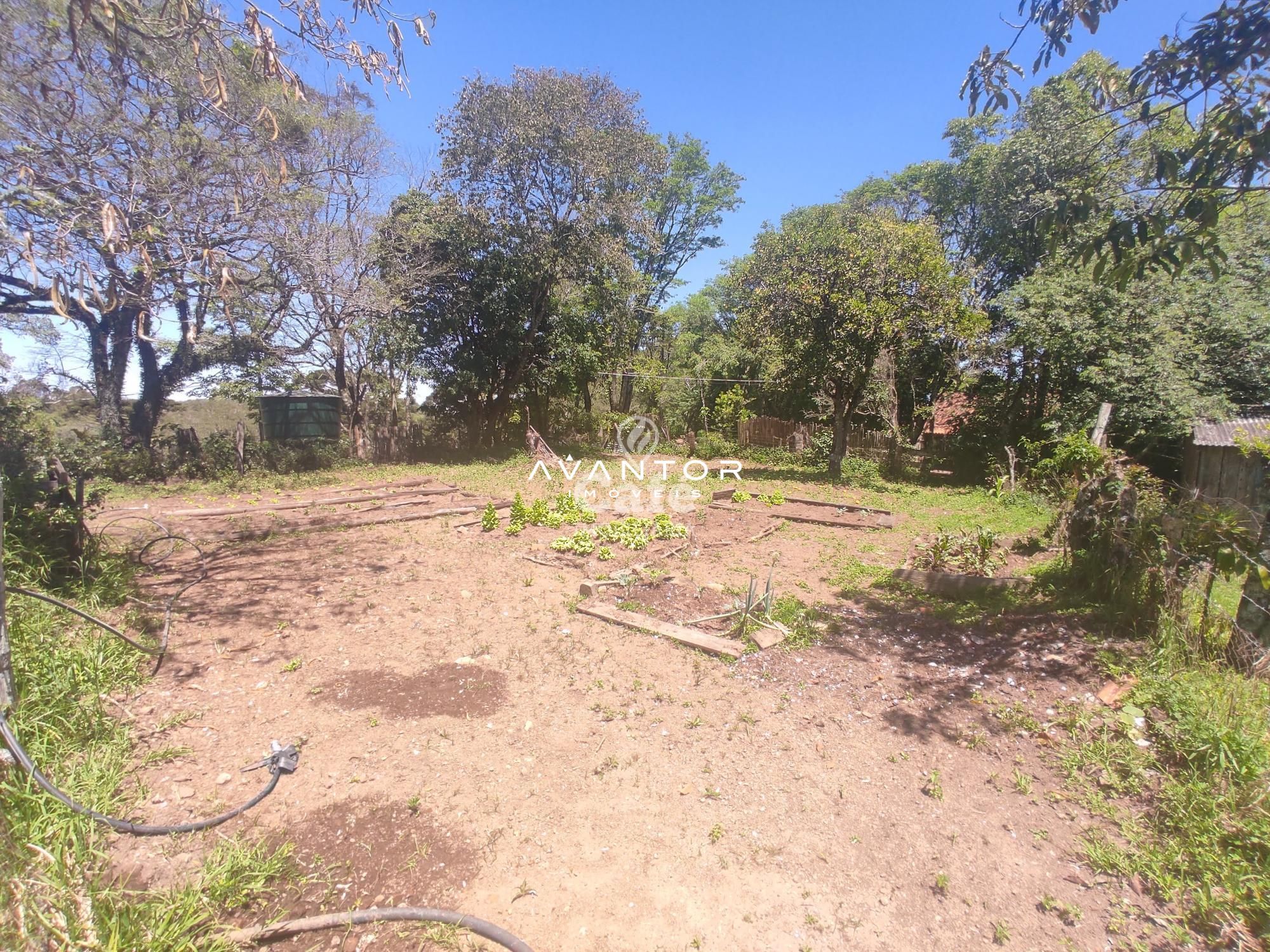 Sua linda chácara esta aqui. São 4,2 hectares com casa 4 dormitórios, piscina e um linda g — Casa com 4 quartos à venda em Rincão do Canto, Itaara/RS