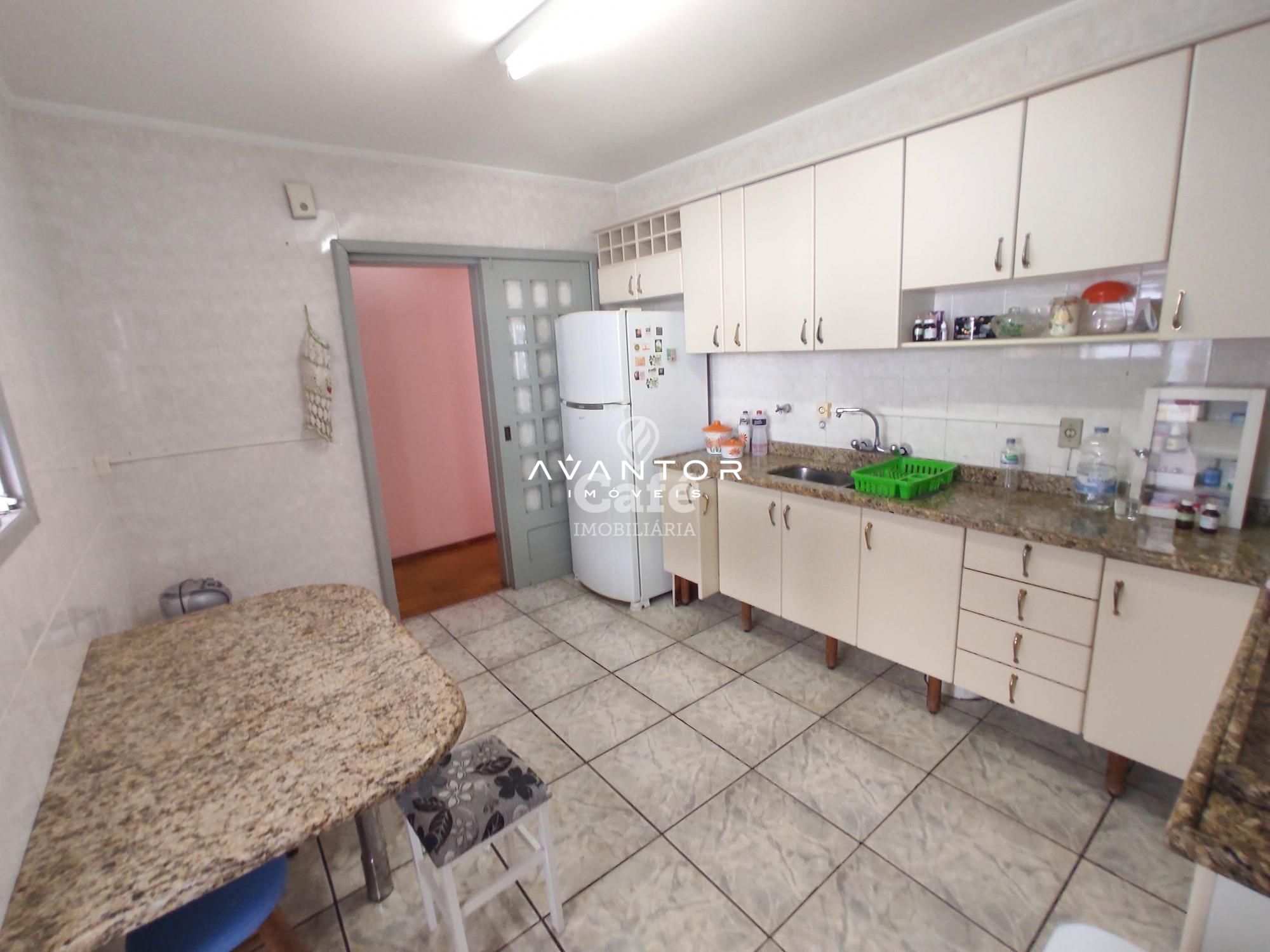 Apartamento 3 dormitórios mais dependência completa no centro de Santa Maria/RS — Apartamento com 3 quartos à venda em Centro, Santa Maria/RS
