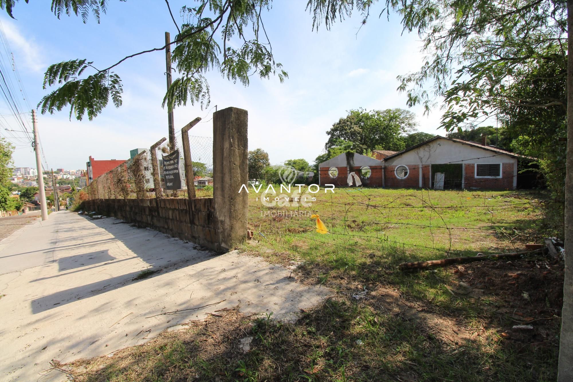 Ótimo terreno com 629 m² , localizado bairro Perpétuo Socorro — Terreno à venda em Nossa Senhora do Perpétuo Socorro, Santa Maria/RS