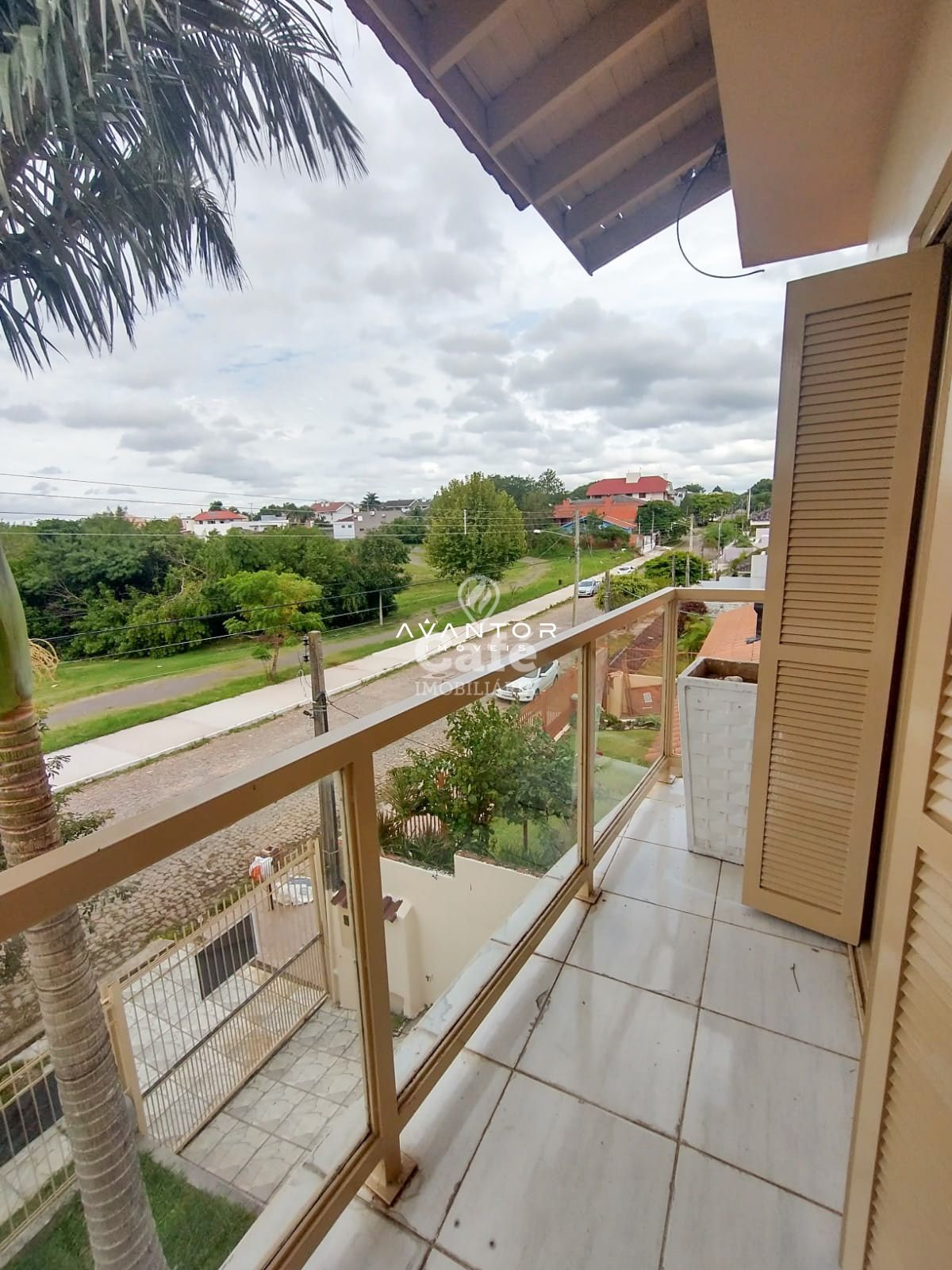 Belissima casa no bairro novo horizonte — Casa com 3 quartos à venda em Camobi, Santa Maria/RS