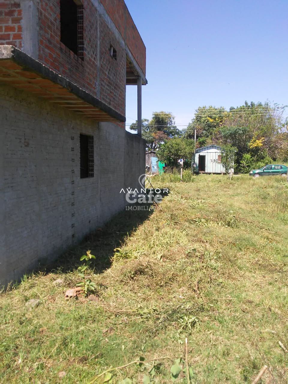 Terreno Amplo De 600 m² com Casa em Construçõ De 180 m² — Terreno à venda em Diácono João Luiz Pozzobon, Santa Maria/RS