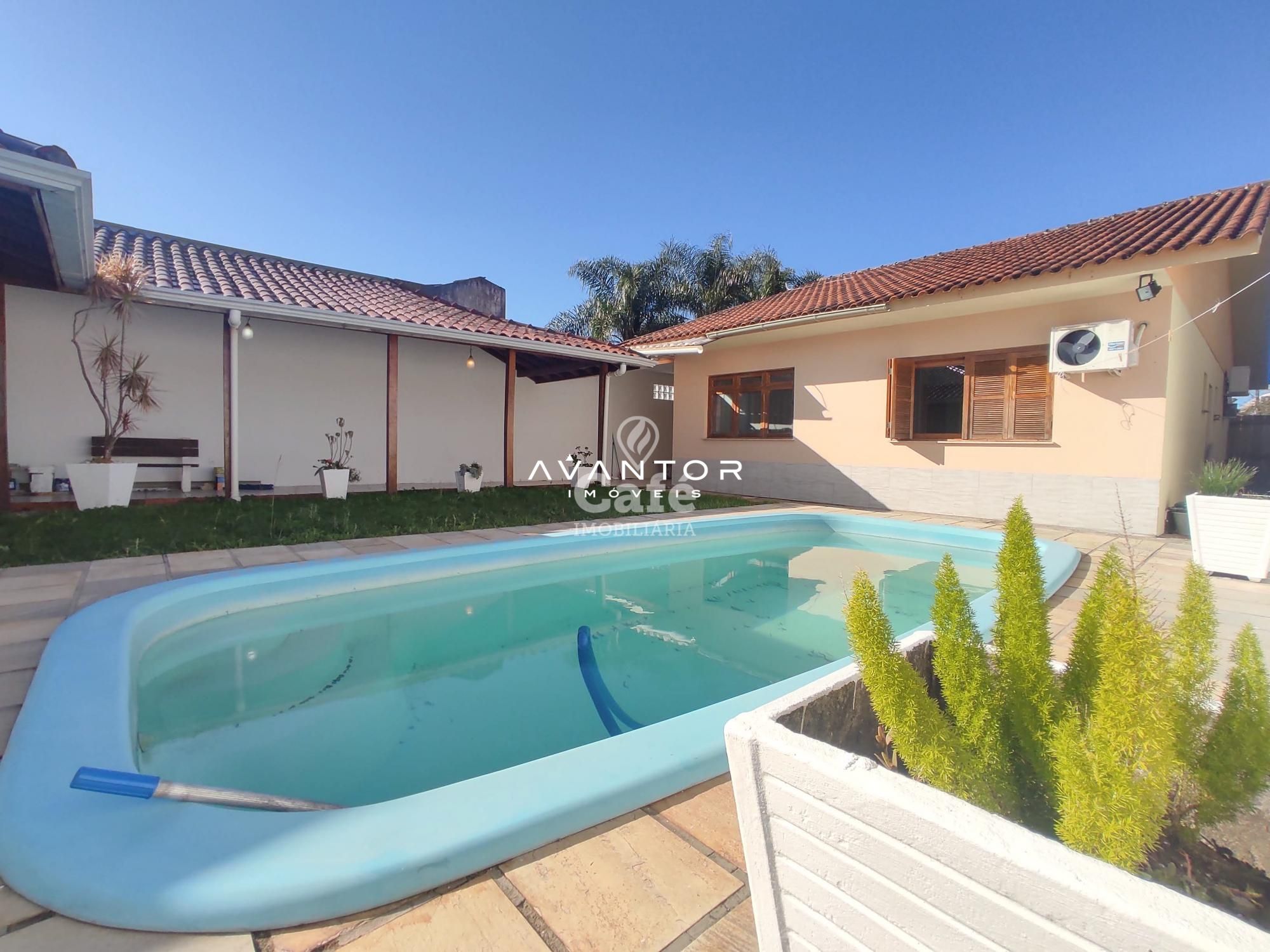 Casa térrea seminova com 2 dormitórios, 2 banheiros, 4 garagens e uma linda área gourmet c — Casa com 2 quartos à venda em Camobi, Santa Maria/RS