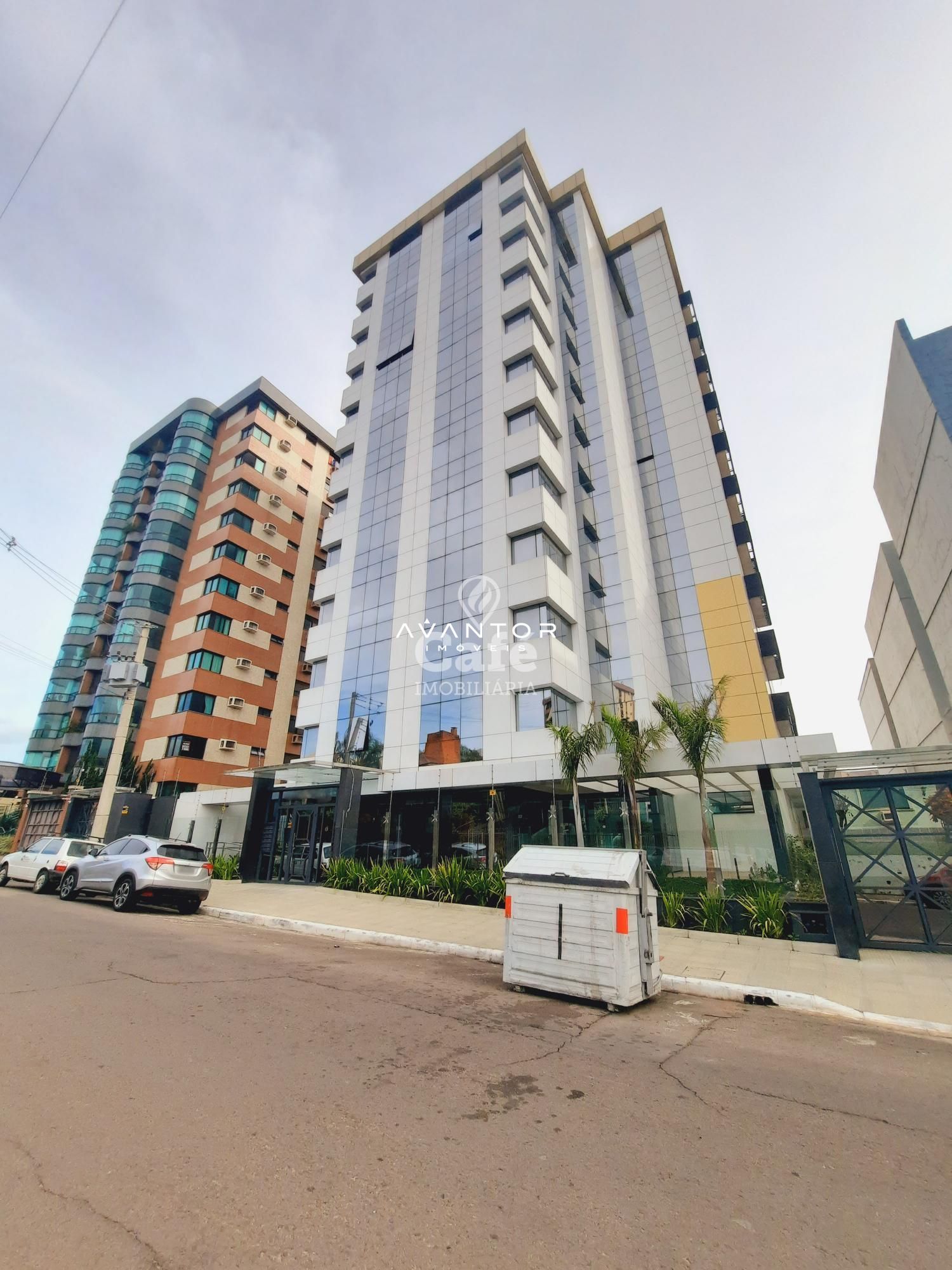 Apartamento com 3 quartos à venda no Residencial Córdoba Palace, em Nossa Senhora Medianeira, Santa Maria/RS — foto 2 de 23