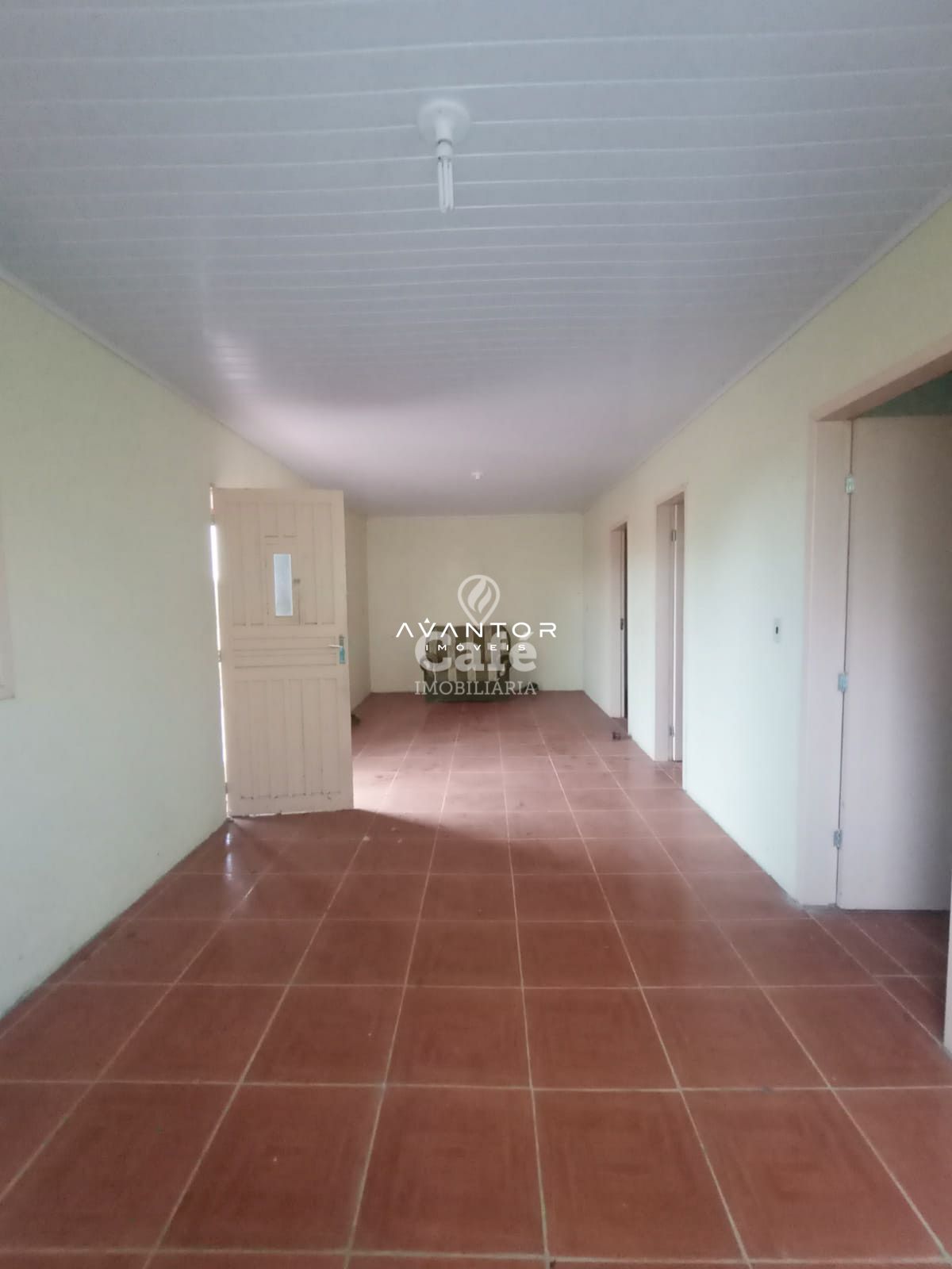 Chácara em São Martinho da Serra com 3.026 m², mais Casa De 2 Dormitórios, Sala, Banheiro — Chácara com 2 quartos à venda em Centro, São Martinho da Serra/RS