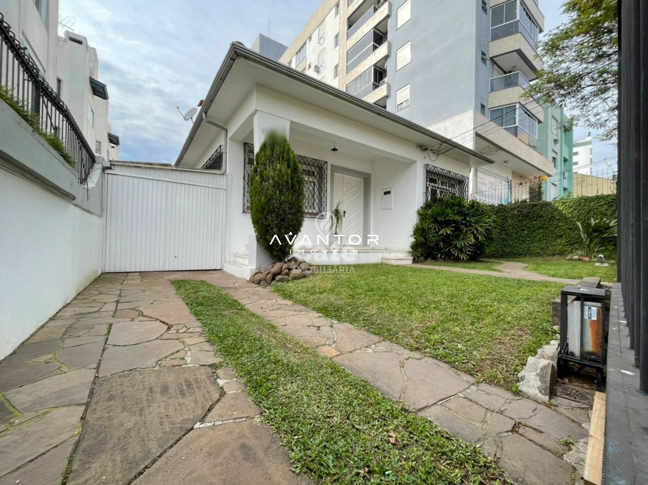 Casa a venda no centro de Santa Maria — Casa com 3 quartos à venda em Centro, Santa Maria/RS